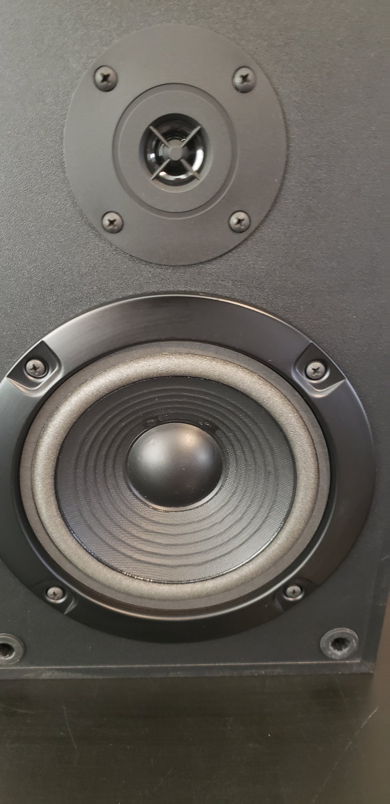 Sony SS-U3033 6.5" Two Way Bookshelf Speaker (Single Speaker)