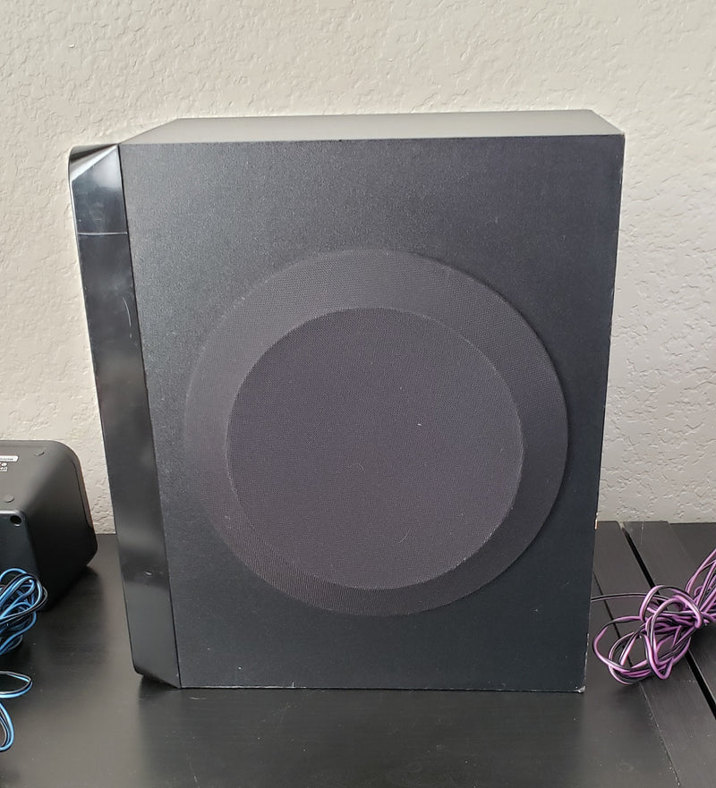 RCA Home Theatre RTD325W Surround Speakers and Subwoofer (Does NOT include DVD Player)