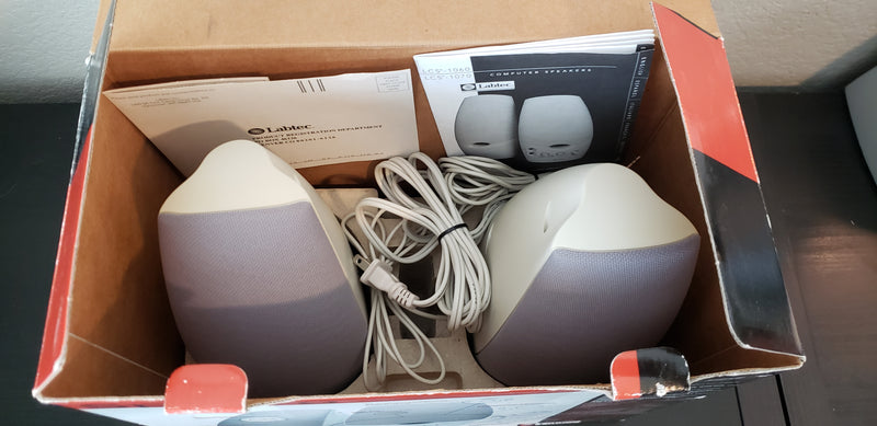 Labtec LCS-1070 Spin 70 2-Piece Computer Speakers 12 Watts - in Original Box