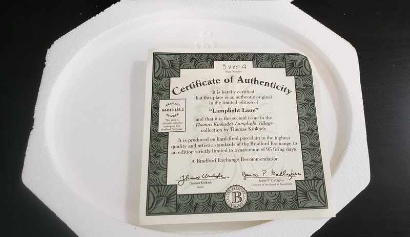 "Lamplight Lane" by Thomas Kinkade - Collector Plate