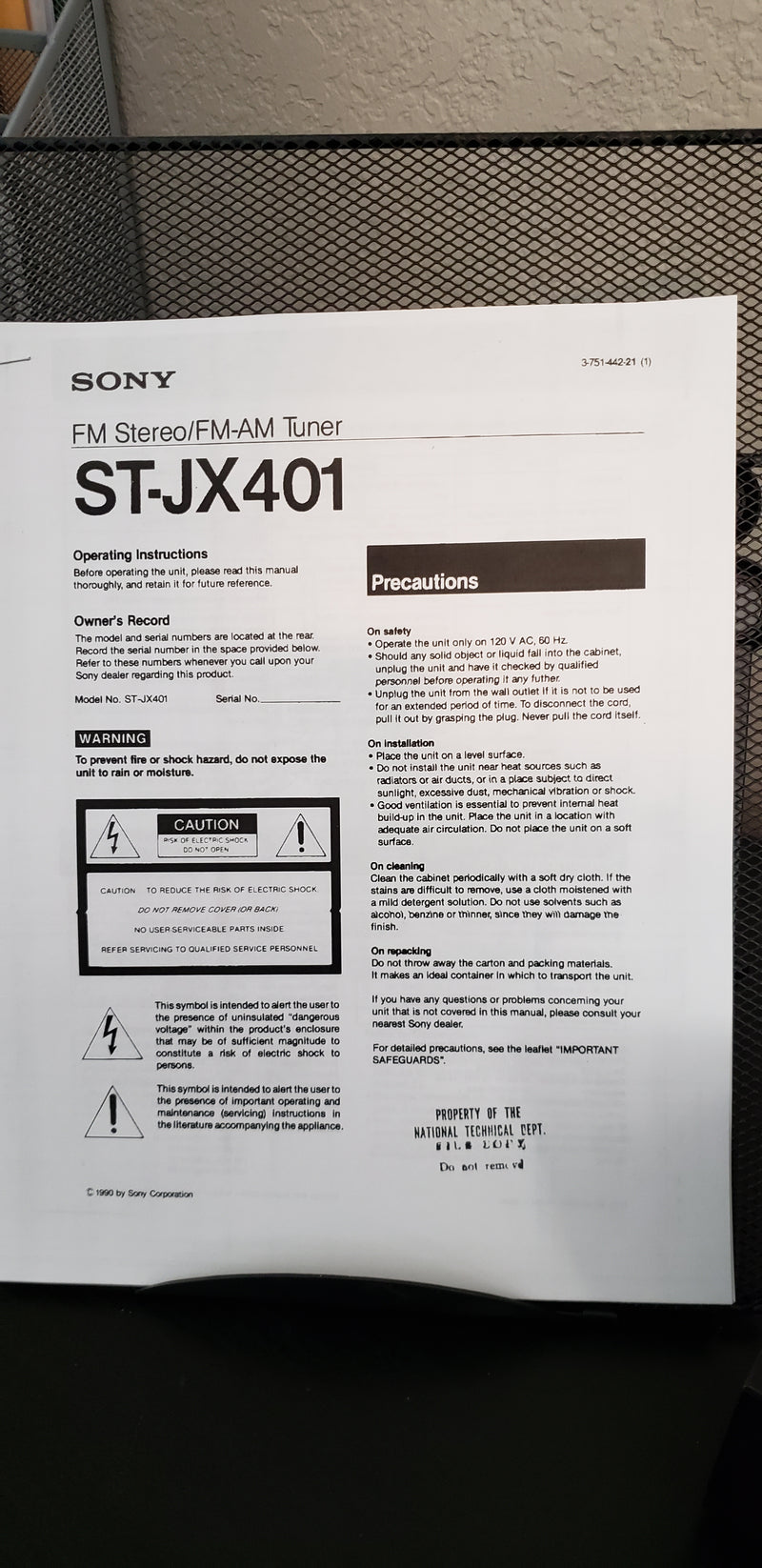 Sony ST-JX401 Digital AM/FM Stereo Tuner / Digital Synthesizer with Antennas & Manual