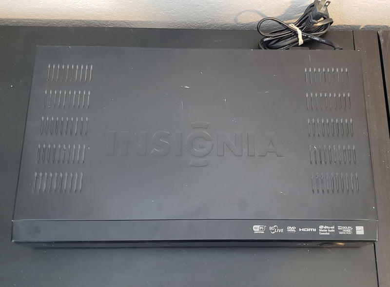 Insignia NS-WBRDVD Blu-Ray Disc HDMI Wi-Fi DVD Player with Remote Control & HDMI Cable