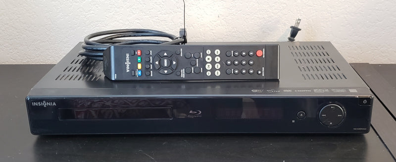 Insignia NS-WBRDVD Blu-Ray Disc HDMI Wi-Fi DVD Player with Remote Control & HDMI Cable